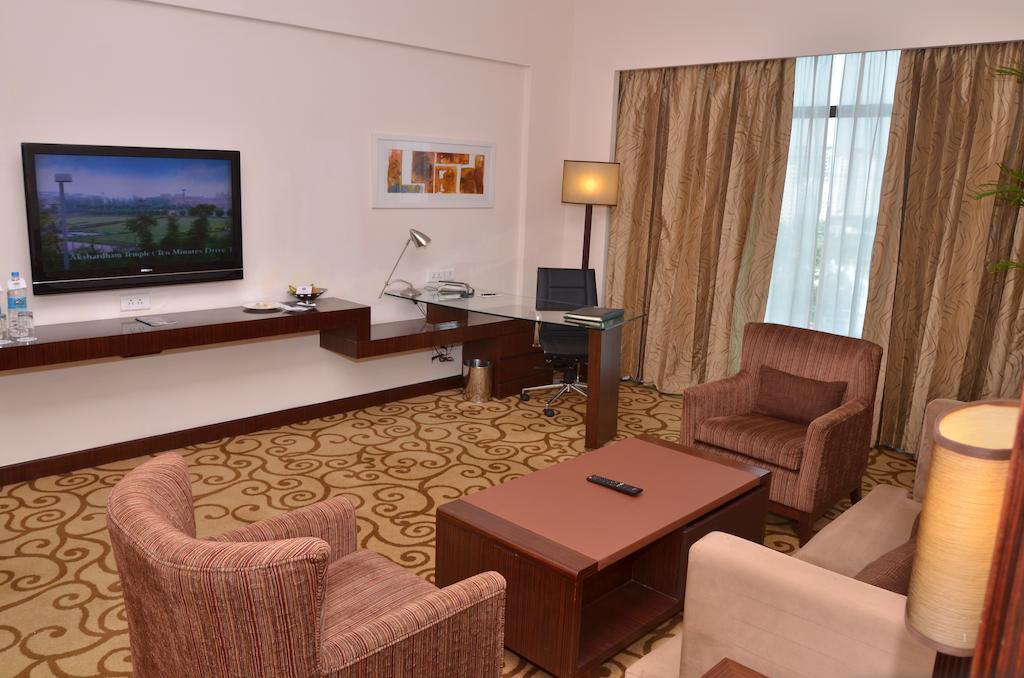 Country Inn & Suites By Radisson, Sahibabad Газиабад Екстериор снимка