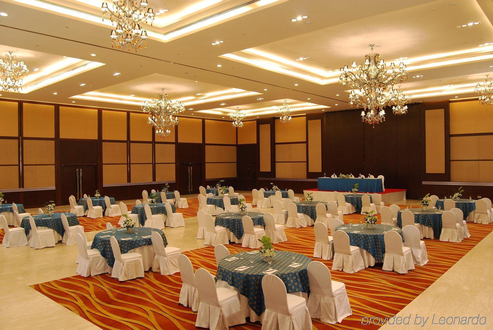 Country Inn & Suites By Radisson, Sahibabad Газиабад Ресторант снимка