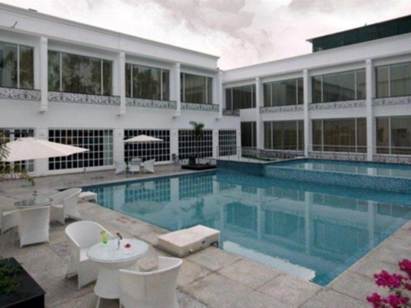 Country Inn & Suites By Radisson, Sahibabad Газиабад Екстериор снимка