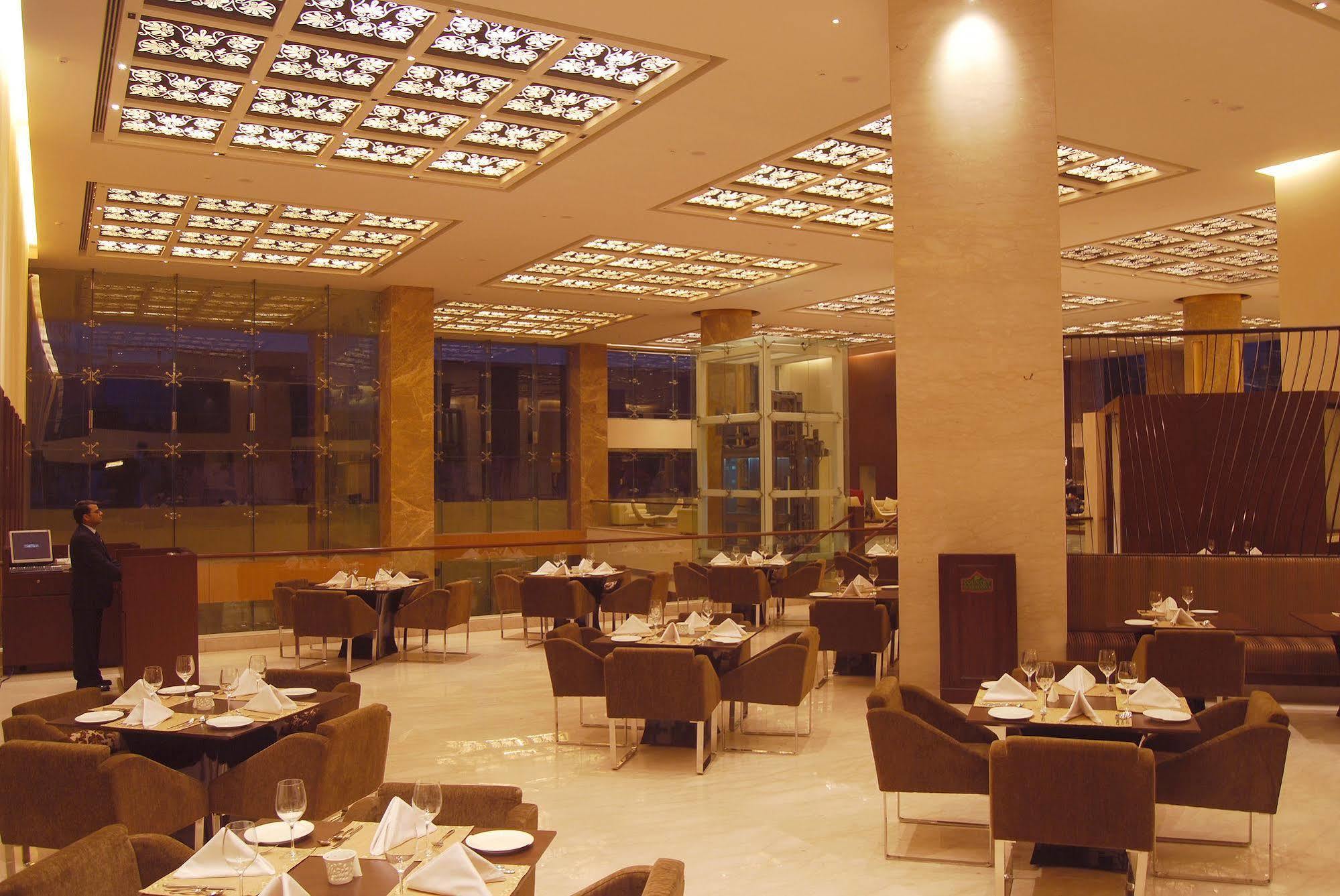Country Inn & Suites By Radisson, Sahibabad Газиабад Екстериор снимка